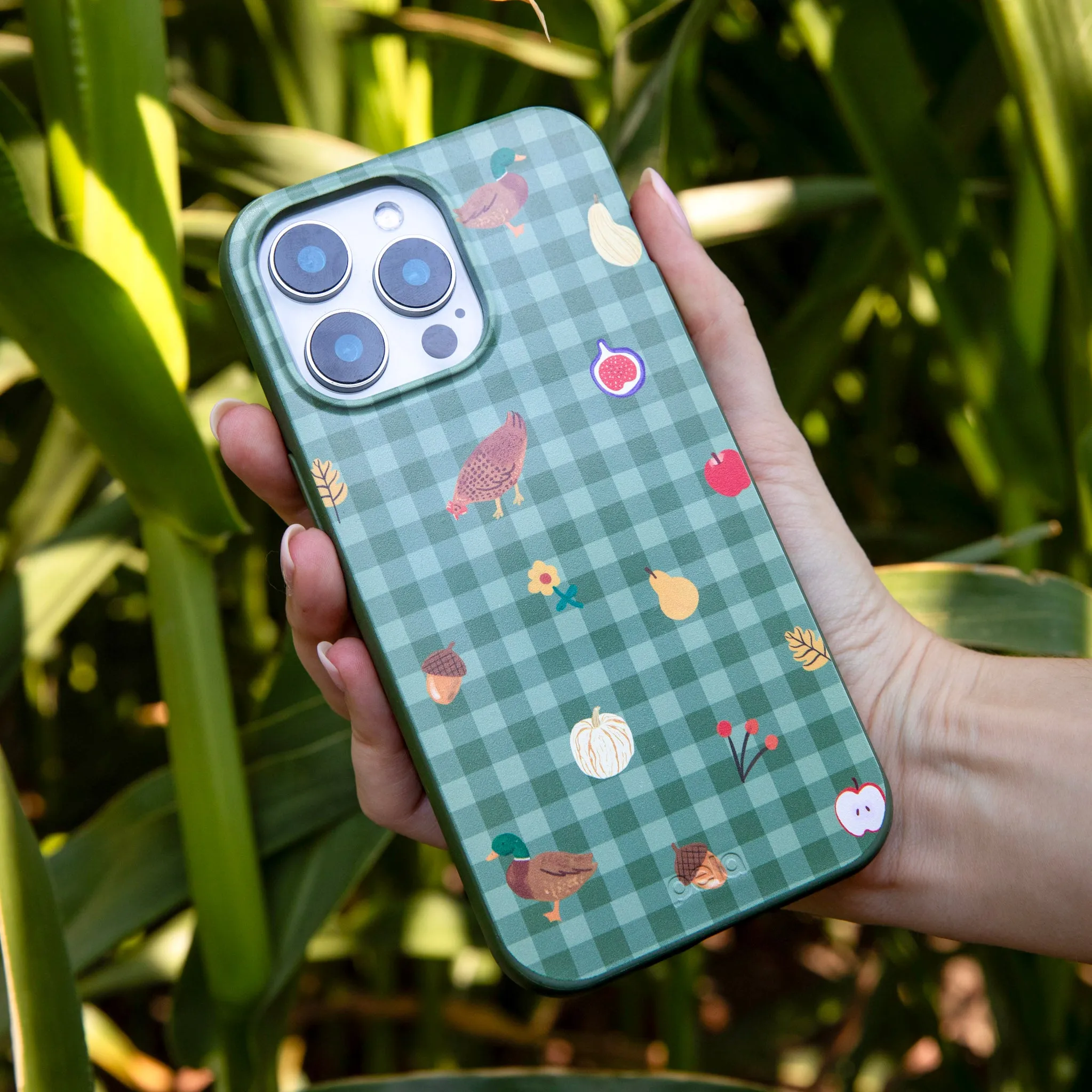 Fashion Edge Forest Floor Harvest Folk iPhone 17 Case