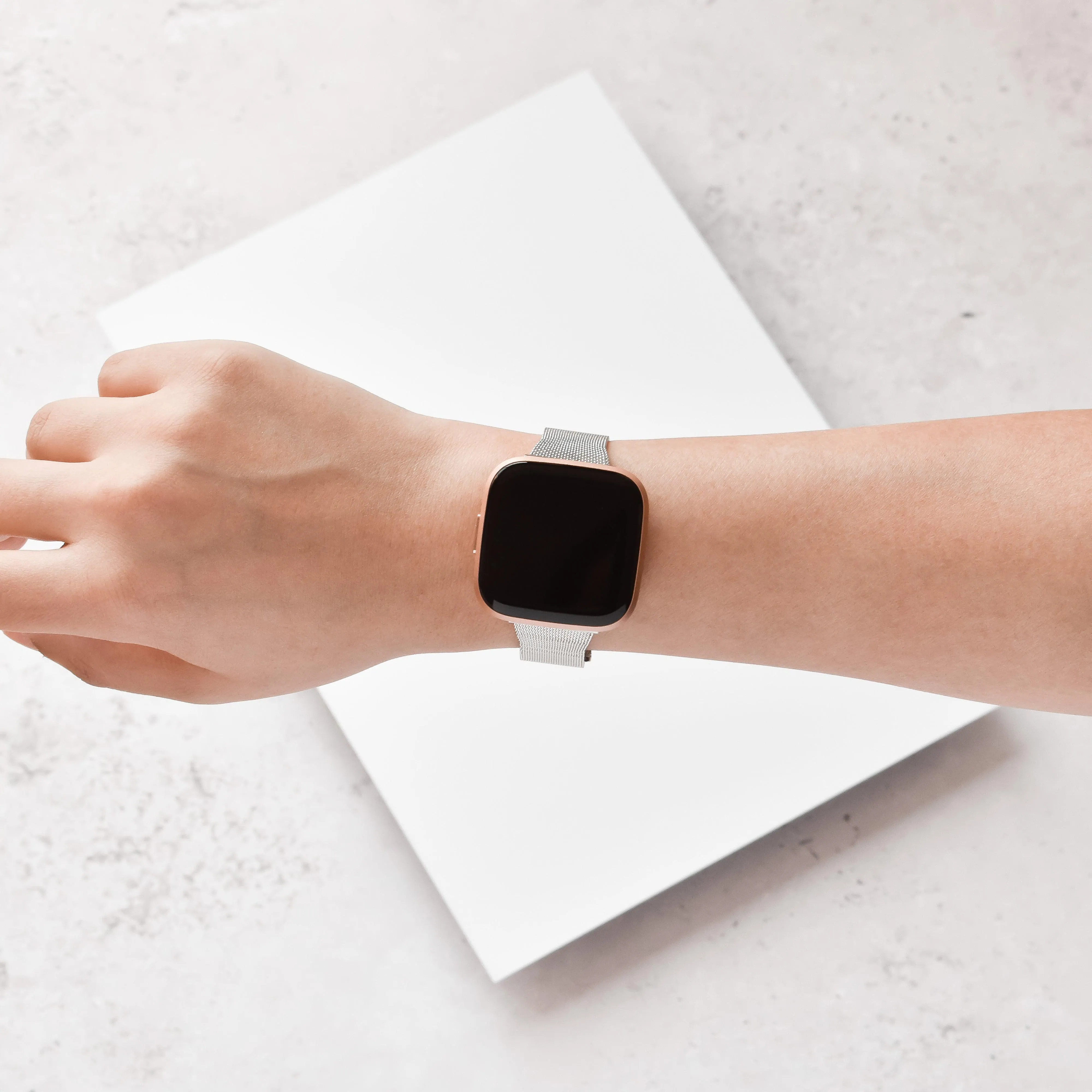 Comfort Grip Fitbit Strap - Slim Milanese - Silver