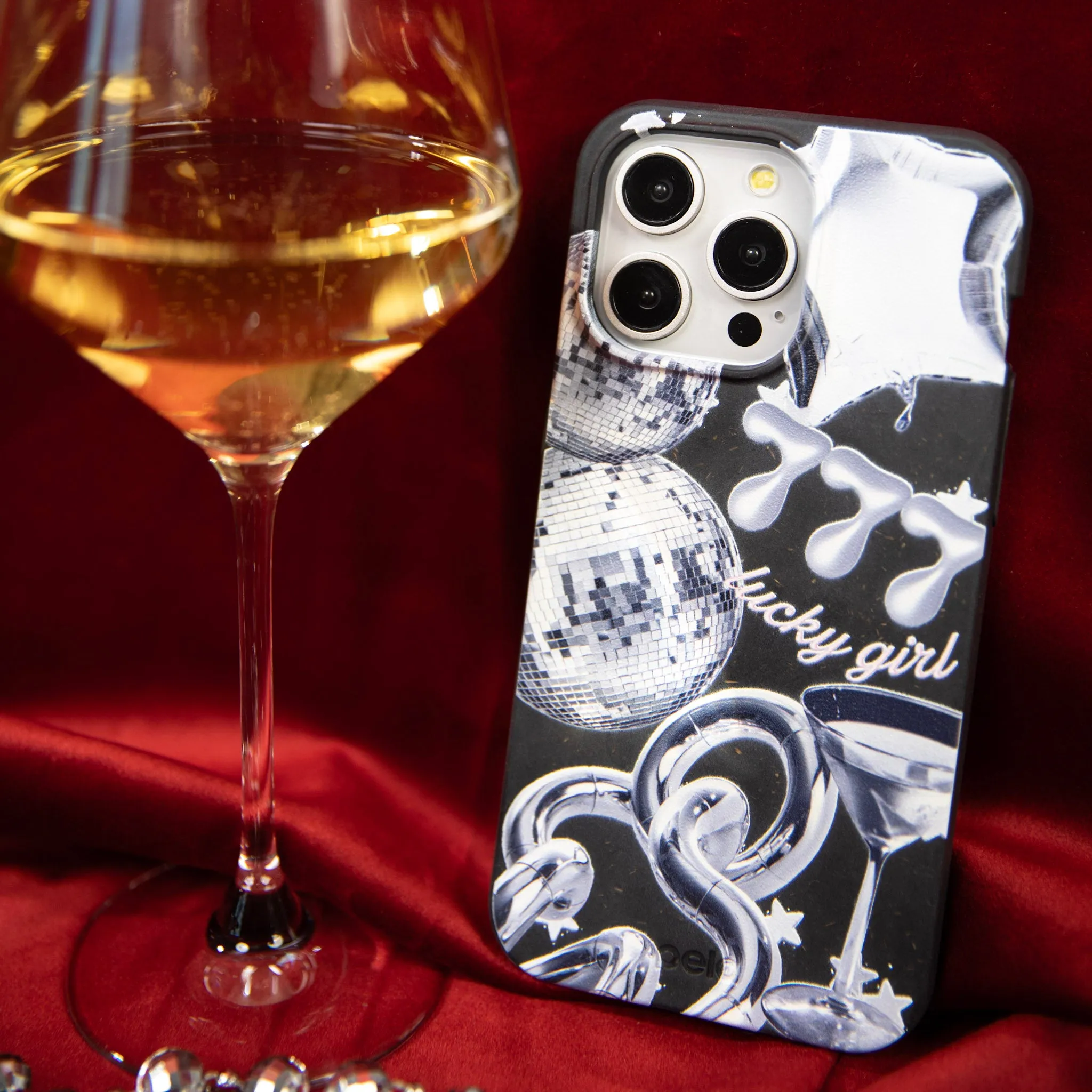 Soft Build Texture Black Cosmic Luck iPhone 17 Case