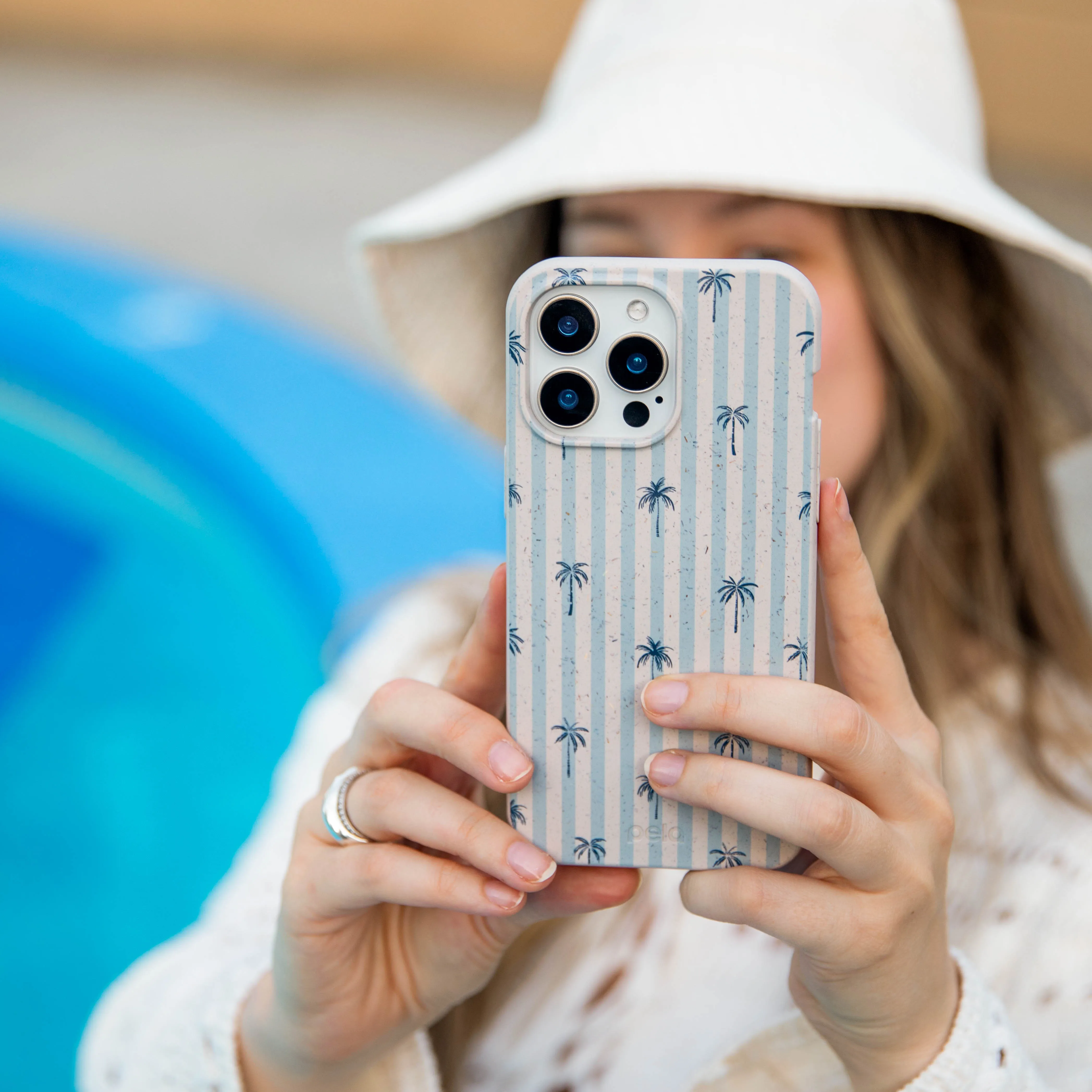 London Fog Tropical Stripes iPhone 17 Case Magnetic Mount