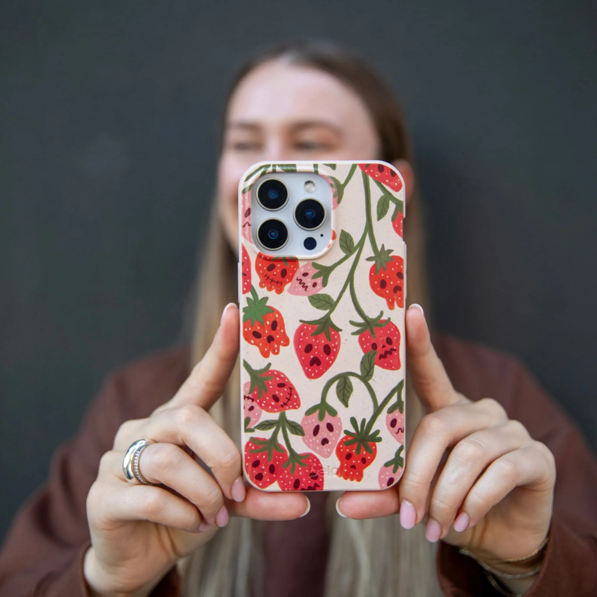 Polished Finish Rugged Look Finish Seashell Strawboories iPhone 17 Case