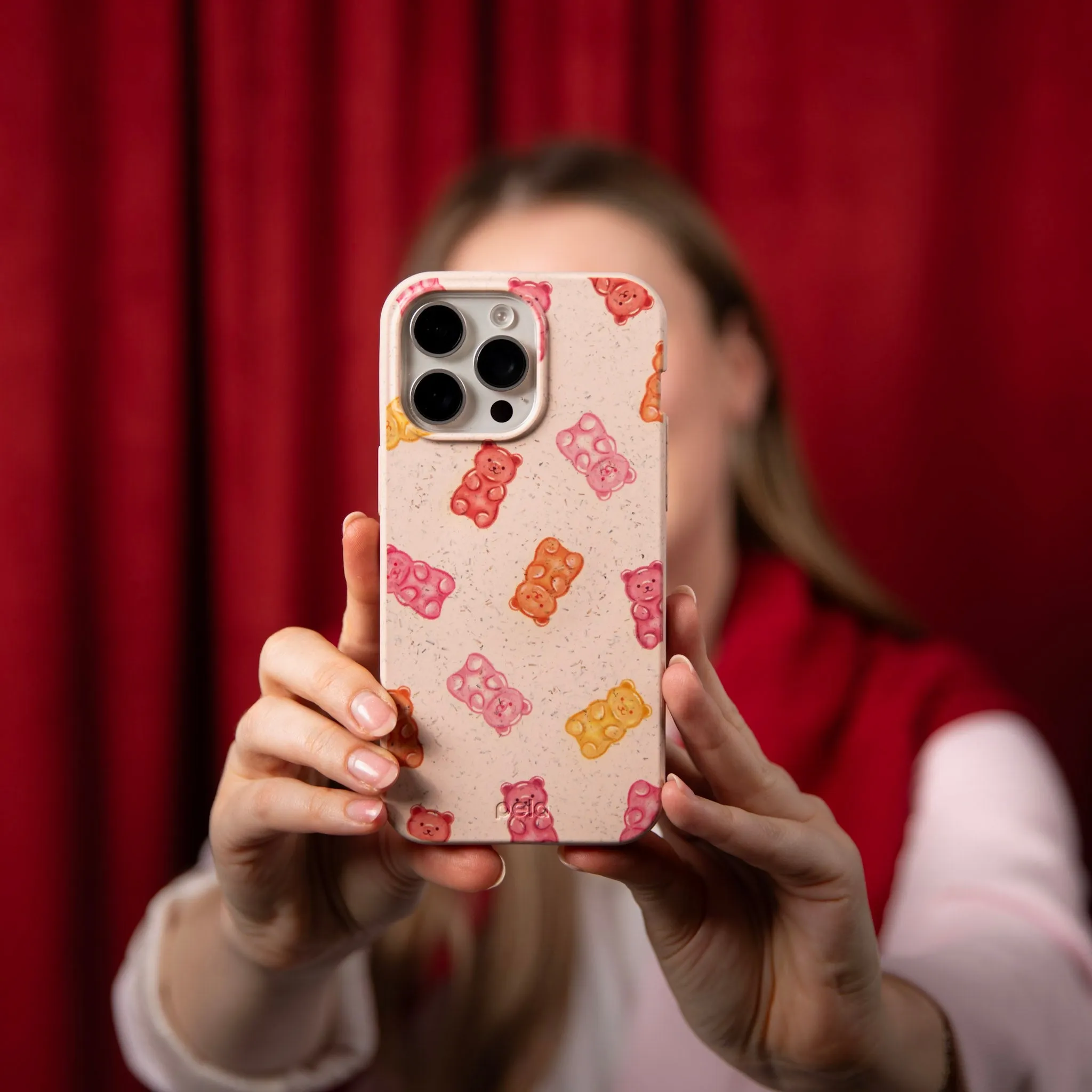 Seashell Gummy Bears iPhone 17 Case Modern Design Texture