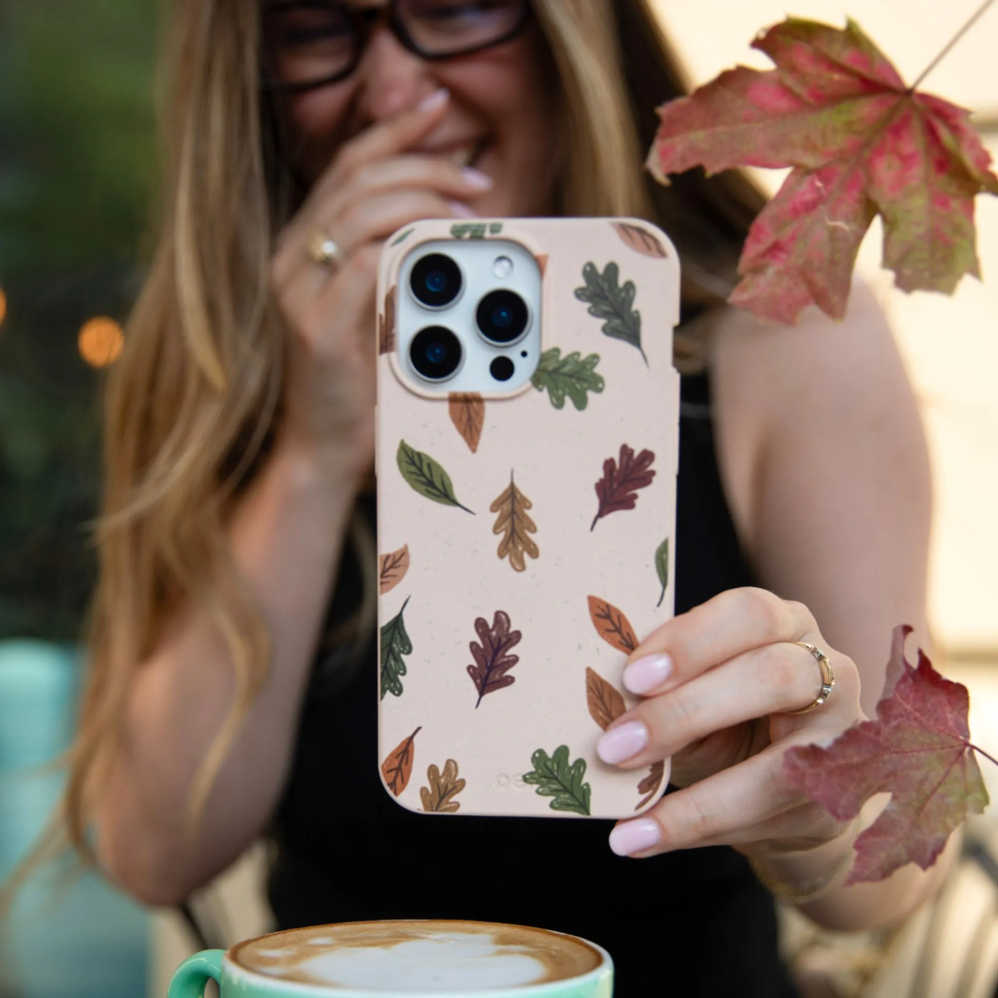 Seashell Harvest Hues iPhone 17 Case Soft Material