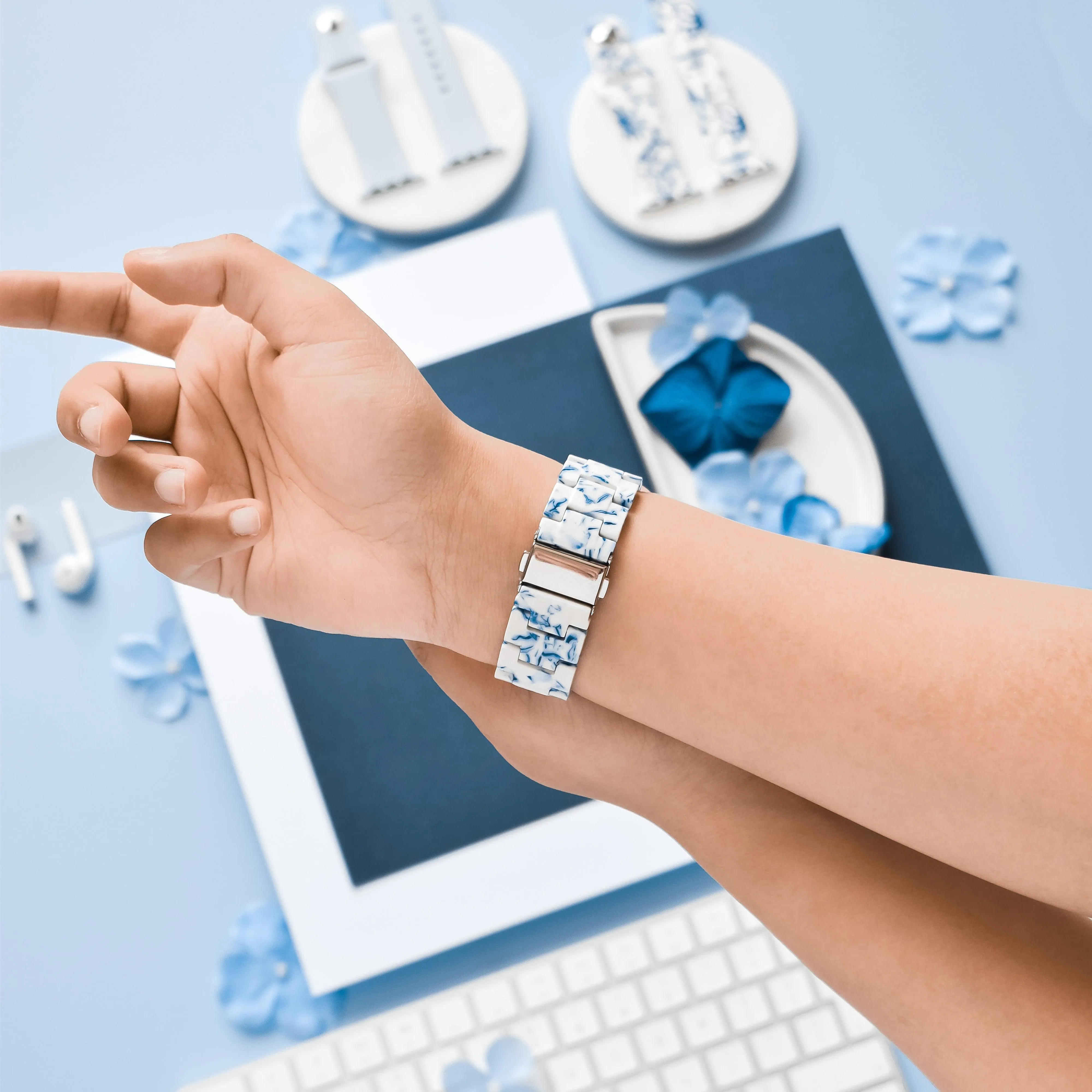 Luxe Blue & White Apple Watch Strap Durable Motion Design