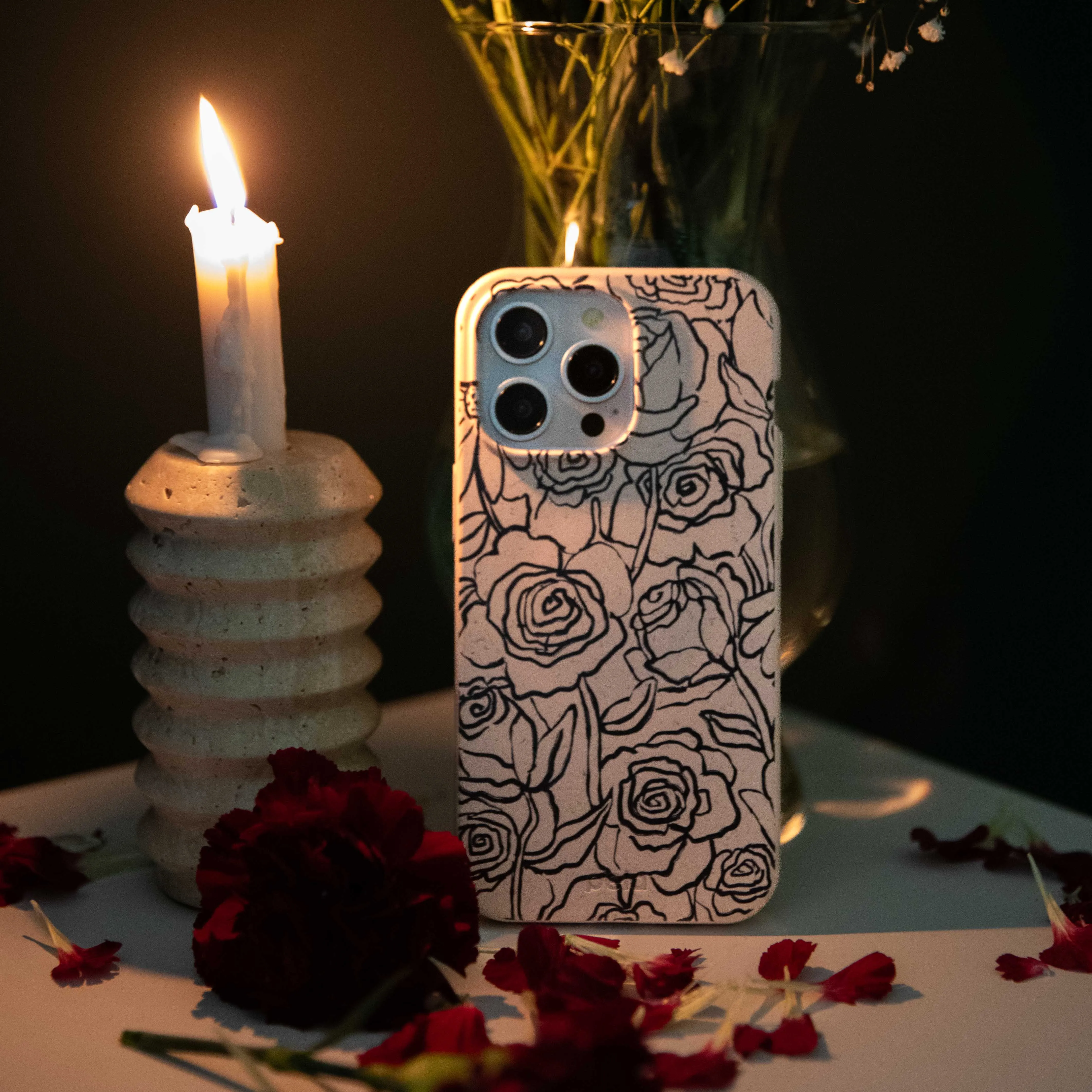 Glossy Look Vivid Coloration Seashell Inked Blooms iPhone 17 Case