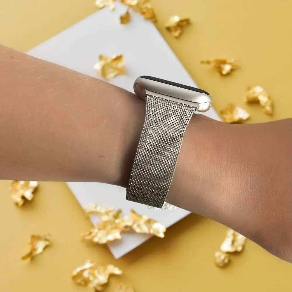 Elegant Smart Look Outdoor Sport Gear Milanese Apple Watch Strap - Starlight