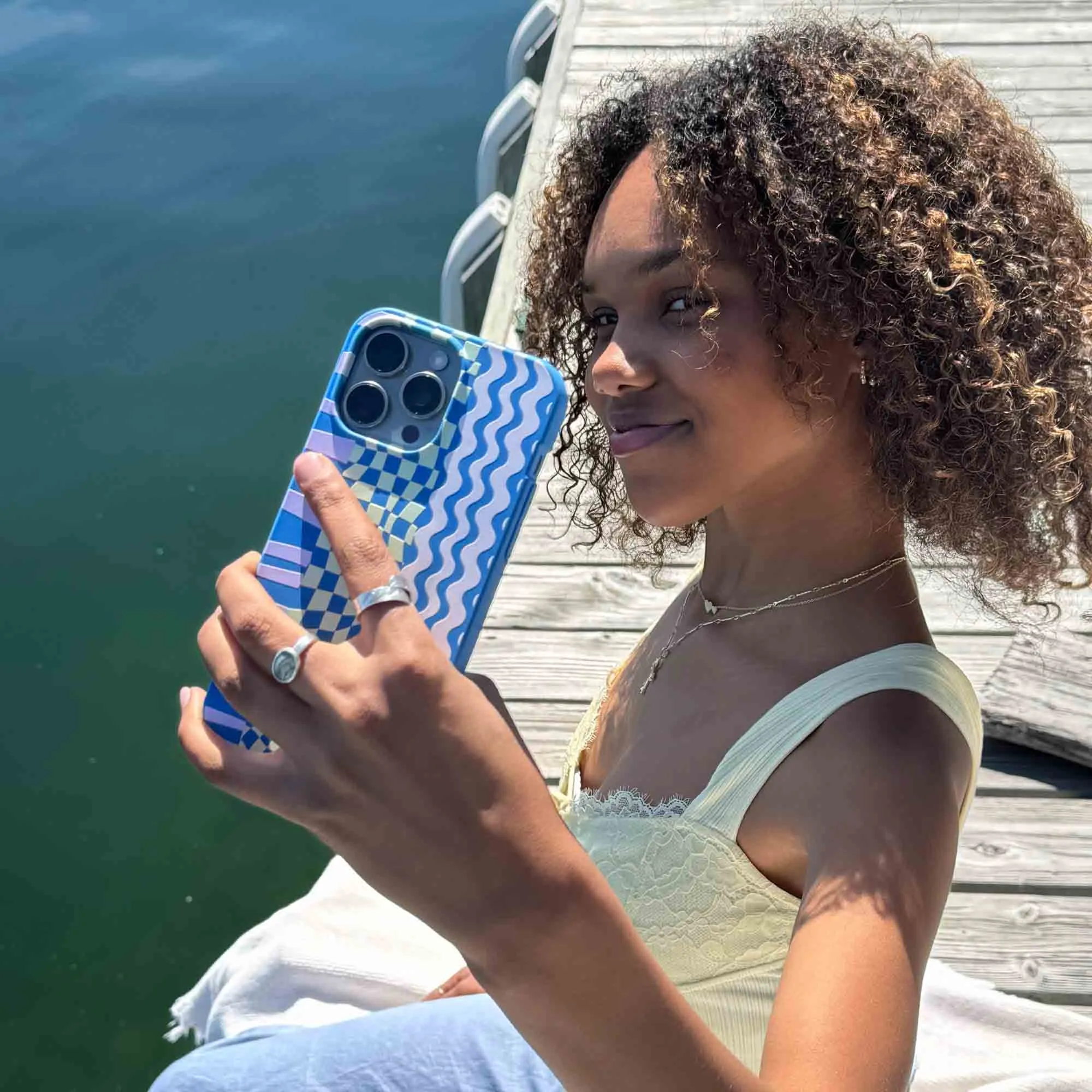 Durable touch Electric Blue Mixed Up iPhone 17 Case